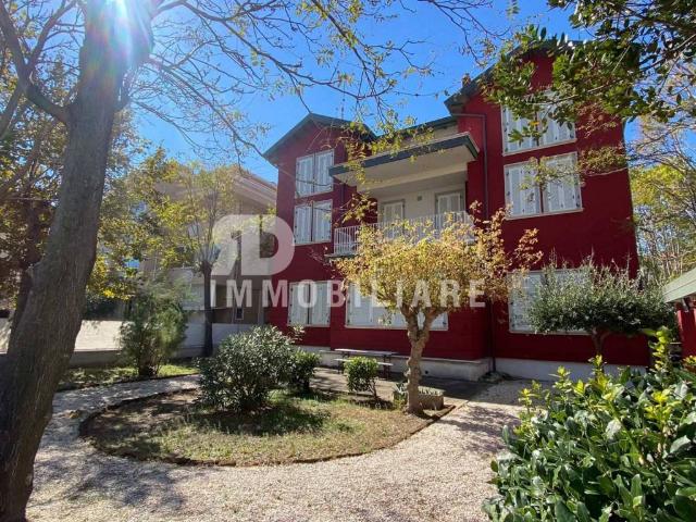Villa in vendita a Riccione RN