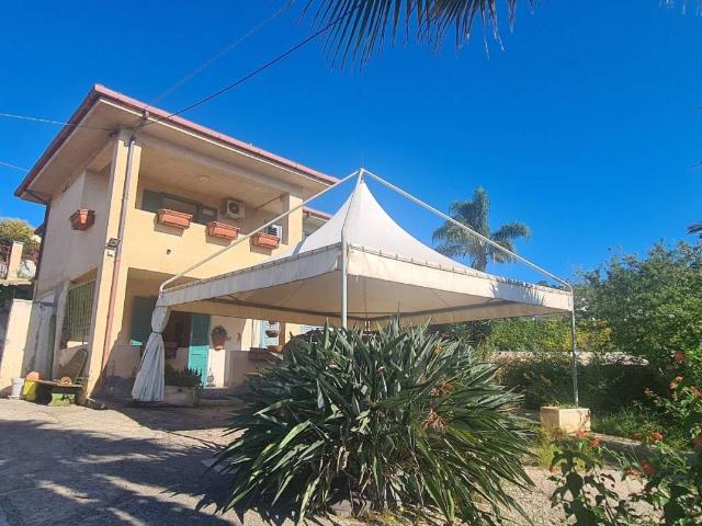 Villa in vendita a Ricadi VV