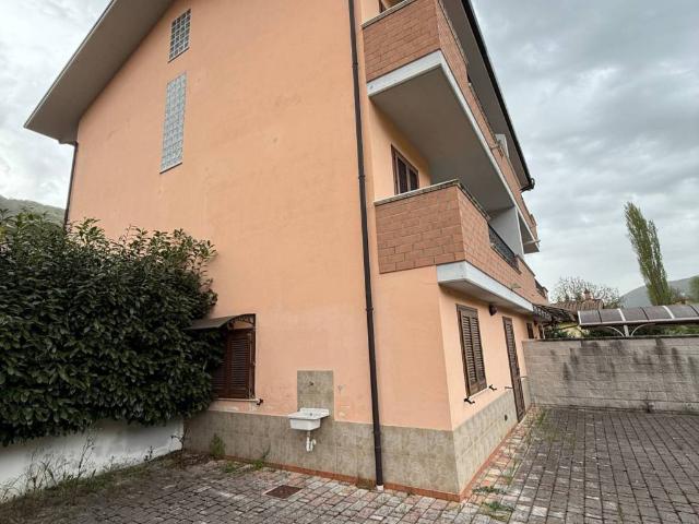 Villa in vendita a Rieti RI