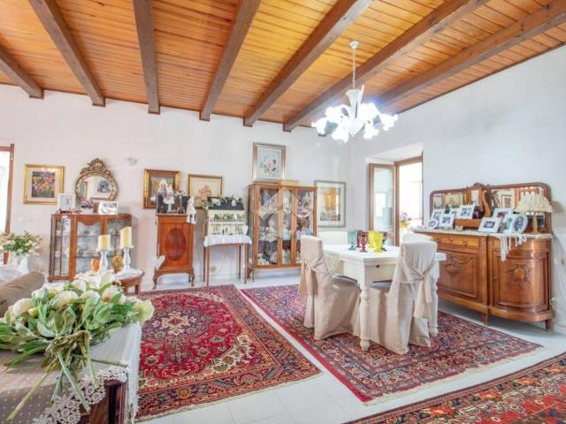 Villa in vendita a Rieti RI