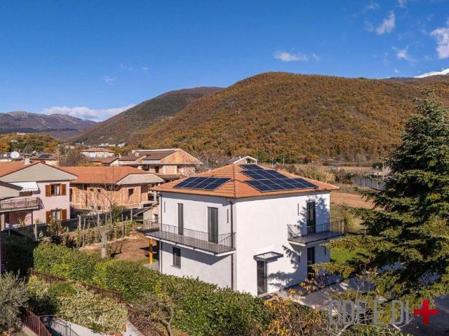 Villa in vendita a Rieti RI