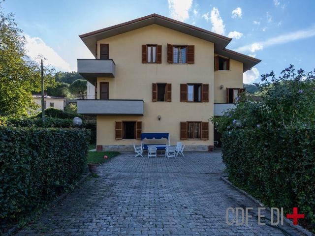 Villa in vendita a Rieti RI
