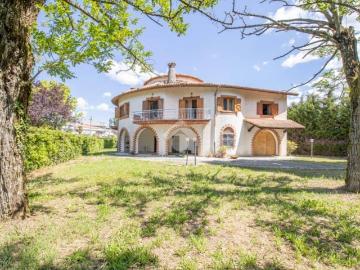 Villa in vendita a Rieti RI