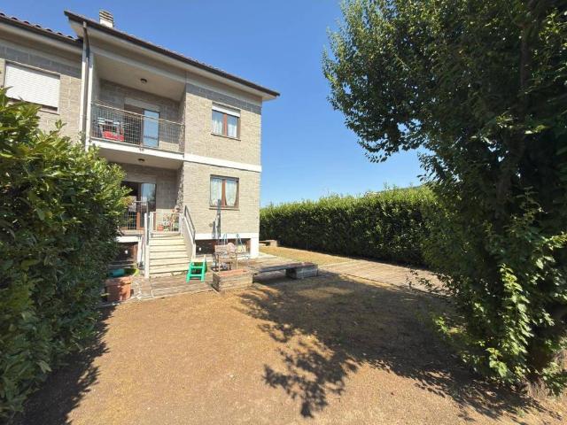 Villa in vendita a Rieti RI