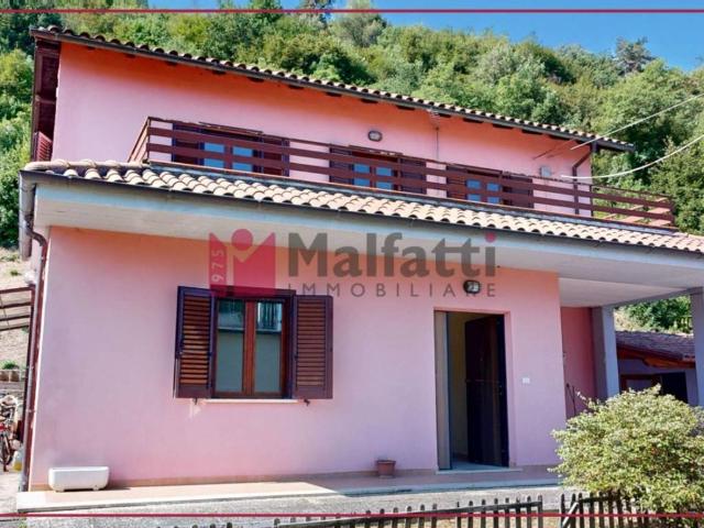 Villa in vendita a Rieti RI