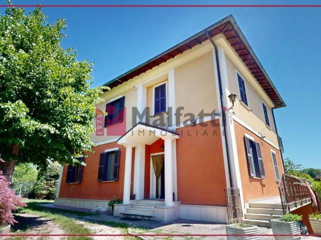 Villa in vendita a Rieti RI