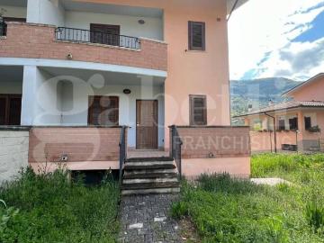 Villa in vendita a Rieti RI