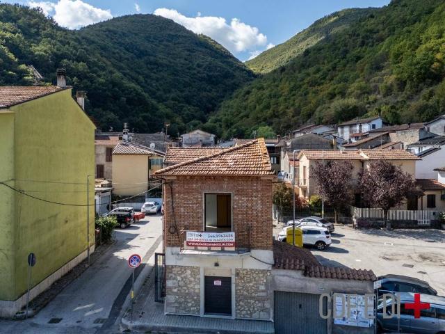 Villa in vendita a Rieti RI