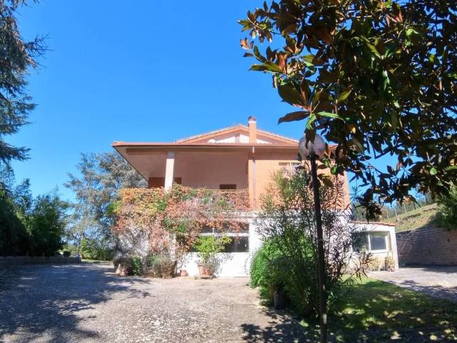 Villa in vendita a Rignano Flaminio RM