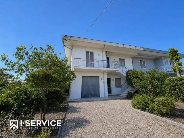 Villa in vendita a Rimini RN