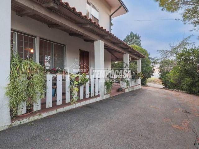 Villa in vendita a Rimini RN