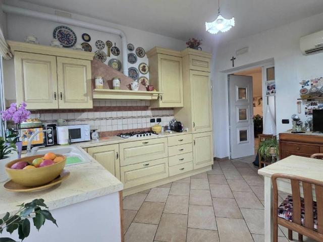 Villa in vendita a Rimini RN