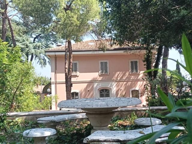 Villa in vendita a Rimini RN