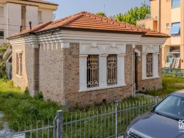 Villa in vendita a Rimini RN