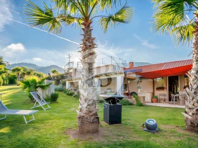 Villa in vendita a Rio LI