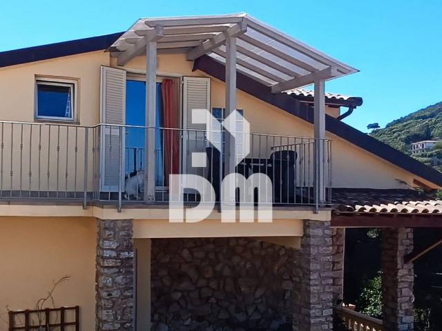 Villa in vendita a Rio LI