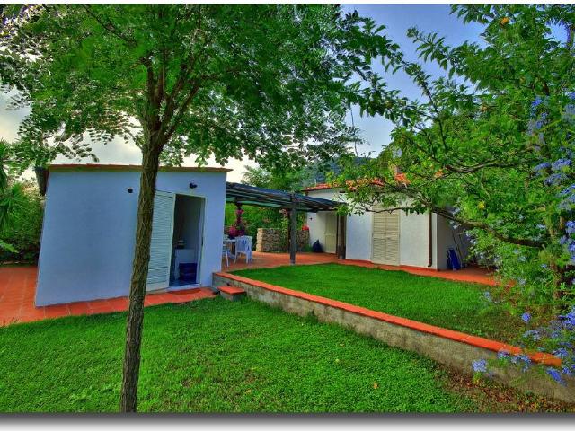 VILLA in VENDITA a RIO RIO NELL'ELBA di 3 vani