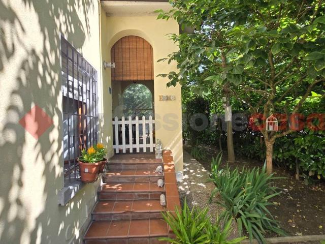 Villa in vendita a Rio Saliceto RE