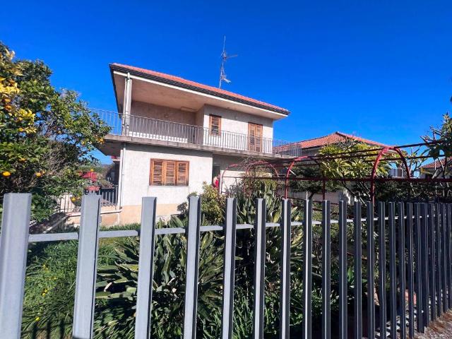 Villa in vendita a Riposto CT