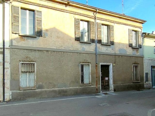Villa in vendita a Russi RA