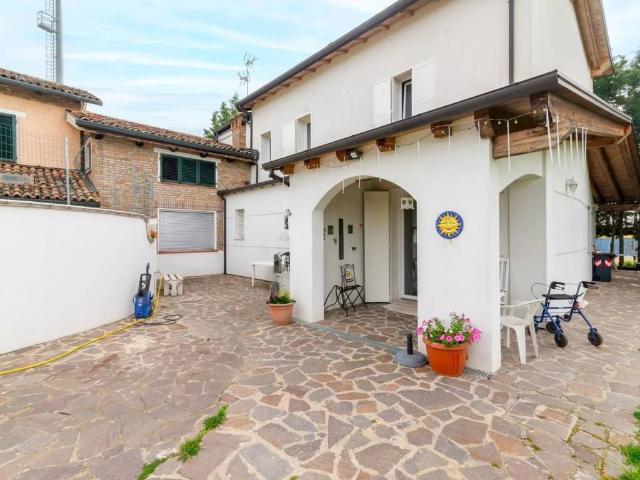 Villa in vendita a Russi RA