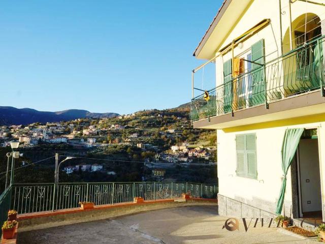 Villa in vendita a Tovo San Giacomo