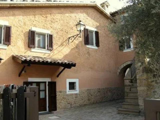 Villa in vendita a Tocco da Casauria PE