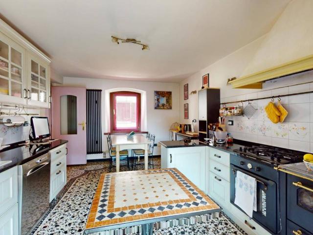 Villa in vendita a Tolmezzo UD