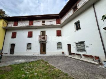 Villa in vendita a Tolmezzo UD
