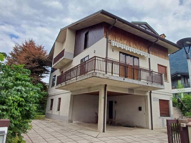 Villa in vendita a Tolmezzo UD