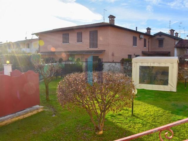 Villa in vendita a Torbole Casaglia BS