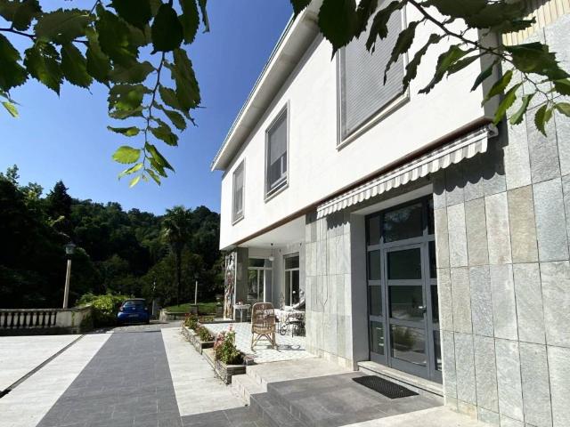 Villa in vendita a Torino TO