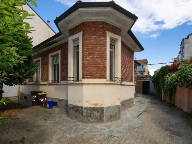 Villa in vendita a Torino TO