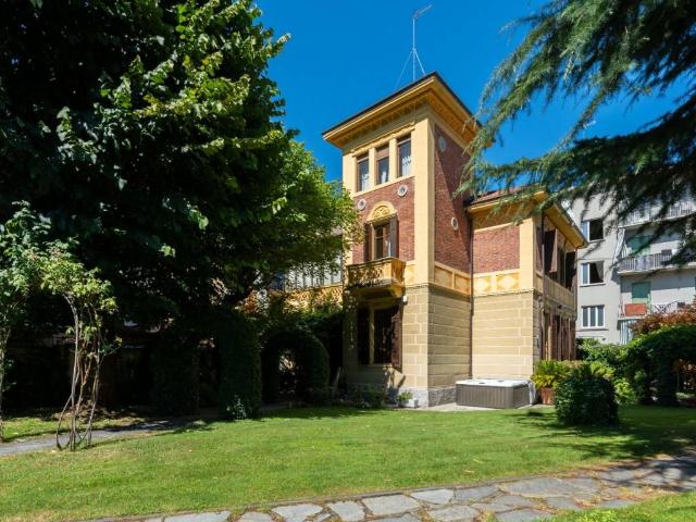 Villa in vendita a Torino TO