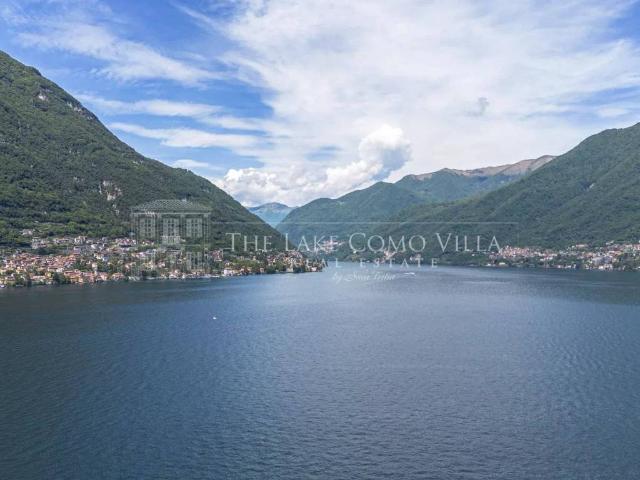 Villa in vendita a Torno CO
