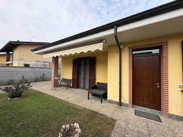 Villa in vendita a Tornaco NO