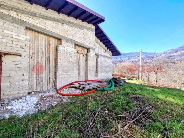 Villa in vendita a Tornimparte AQ