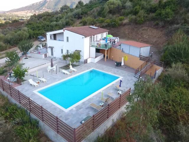 Villa in vendita a Torpè NU