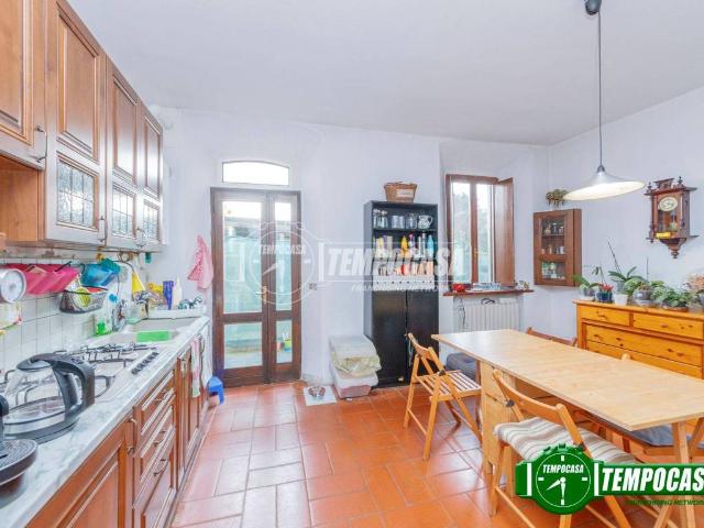 Casa indipendente in vendita a Torrevecchia Pia PV
