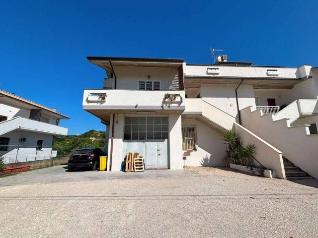 Villa in vendita a Torrevecchia Teatina CH