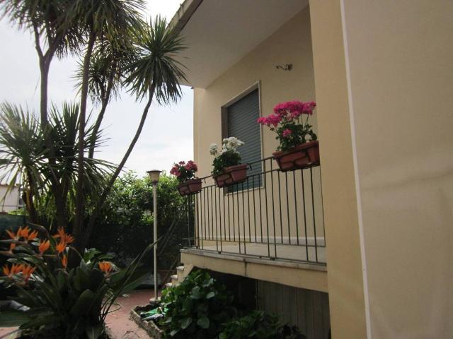 Villa in vendita a Torre Annunziata NA