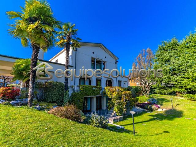 Villa in vendita a Torre Boldone