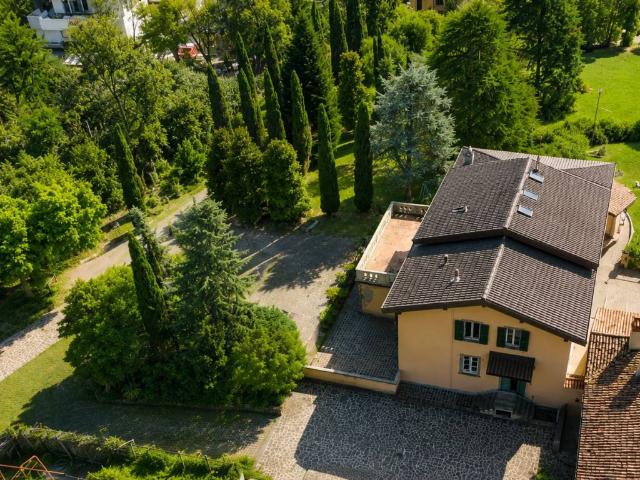 Villa in vendita a Torre Boldone BG