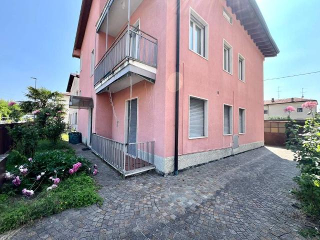 Villa in vendita a Torre Boldone BG