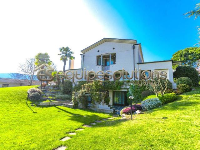 Villa in vendita a Torre Boldone BG
