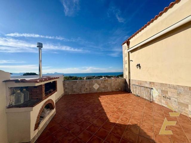 Villa in vendita a Torre del Greco NA