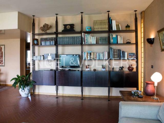 Villa in vendita a Torre del Greco NA
