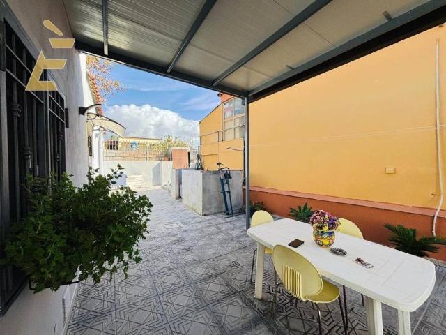 Villa in vendita a Torre del Greco NA