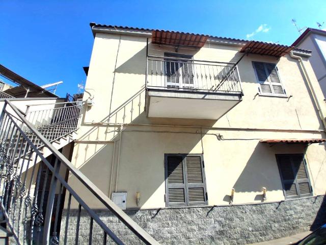 Villa in vendita a Torre del Greco NA