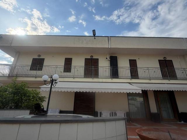 Villa in vendita a Torre del Greco NA
